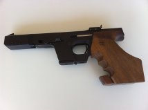 Vendo Walther del 22 con 2 cargadores una gran armas para hacer puntos .
la vendo por 650€ con portes 01