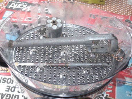 muestro el proceso que realizé en mi revolver, pues suelo pavonar por calor, pero en este caso decidí 11