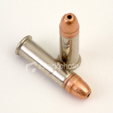 hola

tengo una pregunta.

no se si se pueden usar las hollow point del 22 en arma corta osea si te las 00
