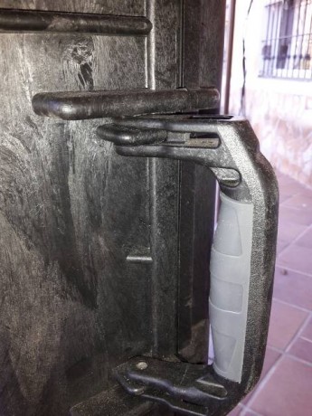 Peli 1700, buen estado, sin golpes, ruedas, cierres, visagras, asas , en buenisimo estado.

160€ 10