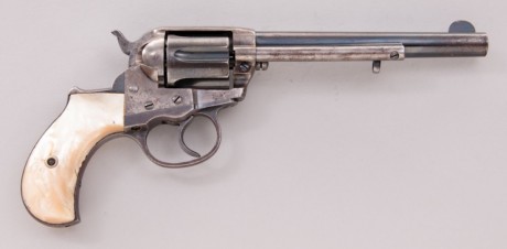Hace unos días encontré por casualidad en una web extranjera un arma a la venta que hacía muchos años 22