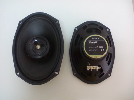 Cambio altavoces Sony , escucho ofertas 
Saludos 00