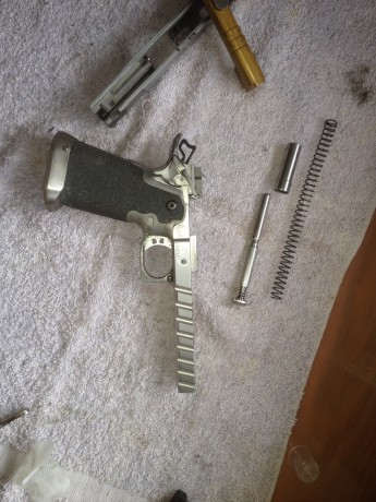 :pist: Preciosa arma especialmente indicada para modalidad de RRTT en la división Estándar. Tiene la nueva 00