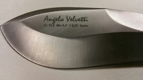 Ha caído en mis manos un cuchillo que me parece espectacular y quiero venderlo. Escucho ofertas porque 01