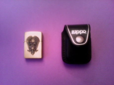 Vendo mechero de gas tipo Zippo
Antiviento
Mechero original Zippo
45€ gastos de envió incluidos 00