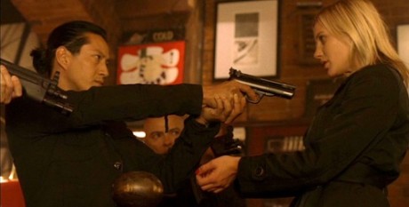 Compañeros,

En vista de las ganas de algunos (Elcafe, Wilcow, Vrakk, etc) por adivinar armas de películas 60