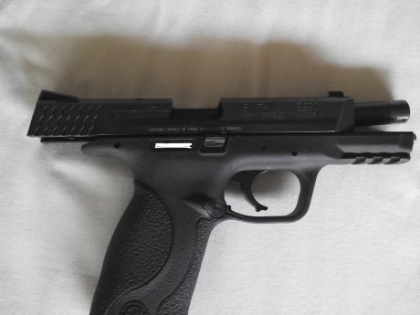 Buenas a todos, vendo (no interesa cambio) pistola S & W MP 9 Guiada en A. Tiene escasamente 100 disparos 12