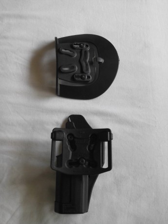 Buenas a todos, vendo (no interesa cambio) pistola S & W MP 9 Guiada en A. Tiene escasamente 100 disparos 20