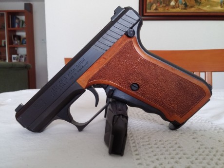  Vendo  HK P7M13  calibre 9 mm Parabellum. Cañón fijo poligonal de excelente precisión.

El arma se encuentra 21