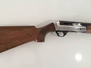 Buenas, vendo Benelli Modelo de lujo, con chokes internos intercambiables de **, ***, ****, con maletín 01