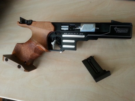 Vendo pistola  PARDINI  SP  calibre 22, en perfecto estado, la pistola era electrónica, pero la pasé a 01