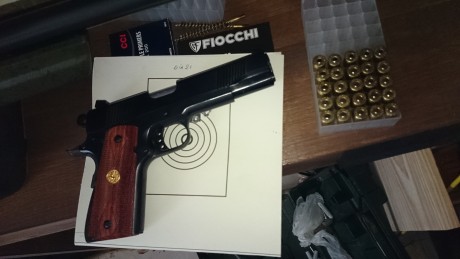 vendo mi norinco 1911 A1 sport del 45 monohilera
cachas de madera, los dos cargadores y en el maletin 00