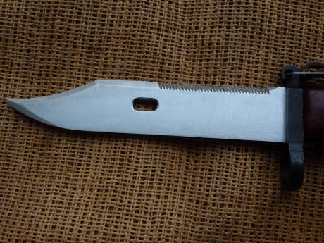 Hola.
Vendo bayoneta rumana del fusil AKM tipo II traida de Croacia. Estas bayonetas fueron compradas 10