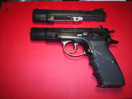 Muy buenas

Por cambio de modalidad, vendo pistola CZ75 9mm  + carro del 22lr por 500 € envío a IA de 00