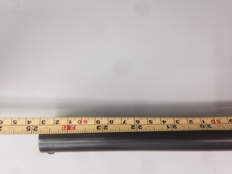 Se vende escopeta I.U. C/12, modelo Jabali, en perfecto estado, muy poco uso, 63 cm de cañon , alza y 10