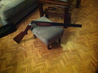 Buenos días, mi amigo me ha pedido que anuncie aquí sus dos escopetas de caza por cese de la actividad. 01