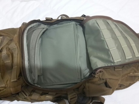 En venta esta excepcional mochila. Pieza de excelente calidad,SIN ESTRENAR, y muy dificil de encontrar 00