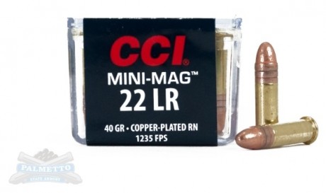 Me acabo de comprar una carabina del .22 LR fuerte, de oferta, nueva, con cuatro cargadores, semiautomática, 40