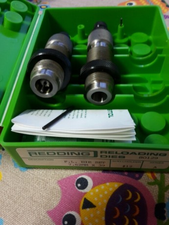 Vendo juego de dies del 7,62x39 por no usarlos
precio: 35 euros portes incluidos 00