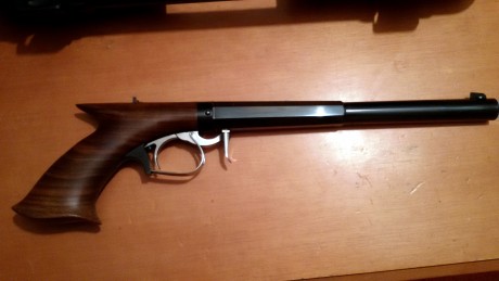 Vendo esta joya, por no adaptarme a la empuñadura no la domino, no tiene muchos tiros esta como nueva 00