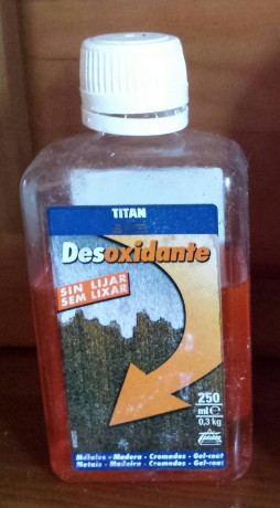 Buenas,  me han regalado una escopeta paralela que está bastante bien de maderas pero tiene una pequeña 150