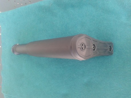    Vendo este guardamos para AR15:

Guardamanos UTG PRO para AR15 medida rifle (no M4), comprado, montado 10