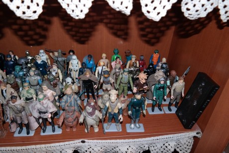 Cambio mi colección de Star Wars por armas del libro de coleccionista sin inutilizar.
La colección se 01