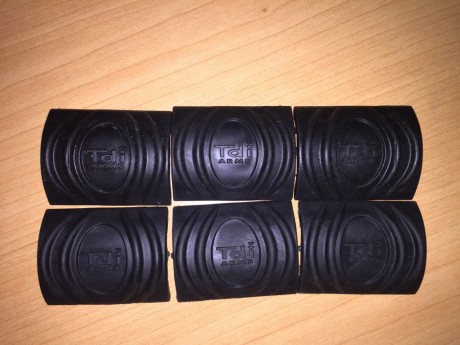 Se VENDEN estos magníficos protectores de raíles picatinny del fabricante TDI ARMS,totalmente a estrenar, 00