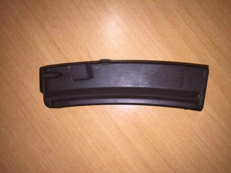 Se VENDEN dos fantásticos cargadores para HECKLER & KOCH MP5 o clones (MKE T94, BRÜGGER & THOMET 10