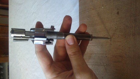 buenos dias, tengo una consulta que hacer por que el otro da estube limpiando el rifle y me quede con 61