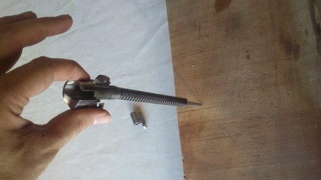 buenos dias, tengo una consulta que hacer por que el otro da estube limpiando el rifle y me quede con 70