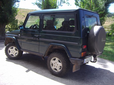  Mercedes 019.JPG Hola a todos: vendo la leyenda de los TT del mundo, mi Mercedes G 300 turbo-diesel de 00