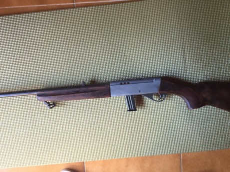 vendo carabina anschutz 520 en 140€ con funda y dos cargadores esta carabina del 22lr
solo entrega en 00