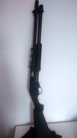 Vendo escopeta Stinger del calibre 12 está guiada en E.

El arma está como nueva, habrá disparado unos 22