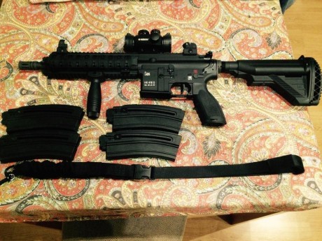 SE VENDE CARABINA HK , CON 4 CARGADORES DE 20 TIROS , MAS CORREA PORTAFUSIL MARCA 5.11 , MAS VISOR PUNTO 01