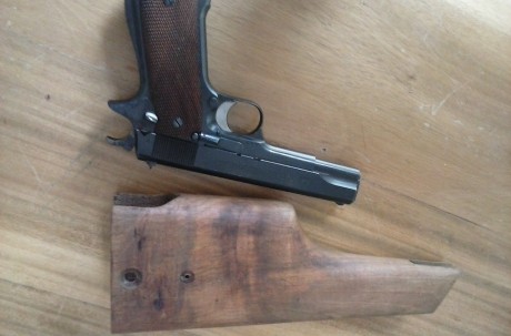  vende culatin-funda posiblemente de Star MD-MMS (no tiene tapa ni herrajes). En las fotos aparece con 00