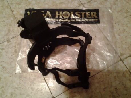 Hola a todos!!!
He decidido hacer limpieza del armario y deshacerme de todo lo que he encontrado que no 141