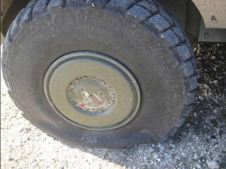 No vamos al porqué, sino a si es posible o no ......
Si tenemos en un cañón de un carro cargado un proyectil 11