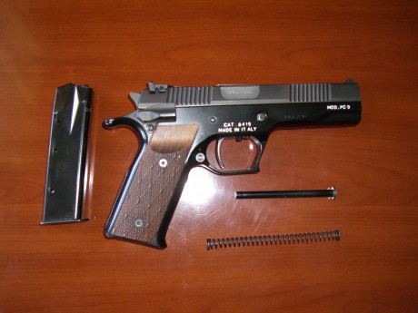 Hola, un compañero, pone a la venta su Pardini PC9 de 9mm por dejar la modalidad, está más centrado en 00