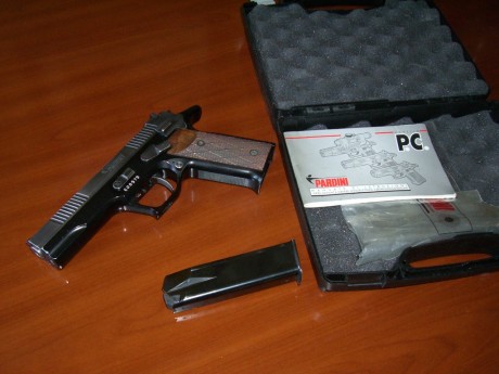 Hola, un compañero, pone a la venta su Pardini PC9 de 9mm por dejar la modalidad, está más centrado en 10