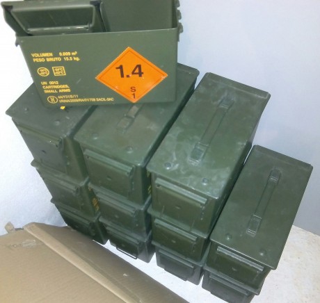 Bueno compañeros vendo mis cajas .

Caja  30.5x15.5x26 cm de alto ---€   AGOTADAS.    
Caja  30.5x15.5x18 20