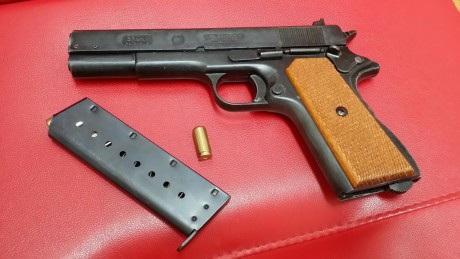 Hola.

Pongo a la venta pistola detonadora (fogueo) Bruni Automatic 9 mm. pak. tipo colt government 1911.

La 01