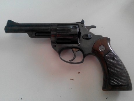 Hola,he abierto este hilo para que todos aquellos que tengais armas Españolas,podais lucirlas aqui con 51