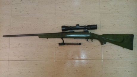 Vendo rifle weatherby vanguard calibre 30-06 con culata pintada en camuflaje boscoso digital, bases de 11