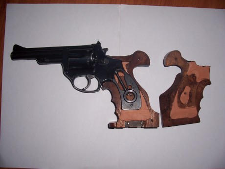 Hola,he abierto este hilo para que todos aquellos que tengais armas Españolas,podais lucirlas aqui con 110