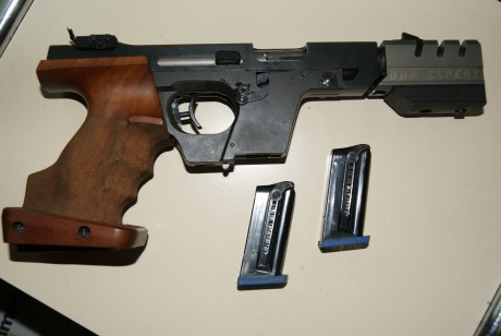 Por peticion de un compañero pongo este anuncio, para cualquier consulta o pregunta dirijanse a el. Se 00