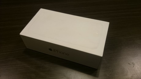 Buenos días armeros!!

Vendo un iPhone 6 de 16GB color gris espacial (Pantalla negra y gris oscuro por 02