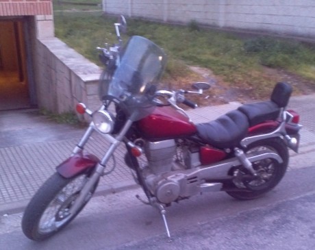 Hola.
Cambio mi Suzuki LS 650 savage del año 2000 por una de las siguientes armas:
9 mm /Pb de seis pulgadas, 00
