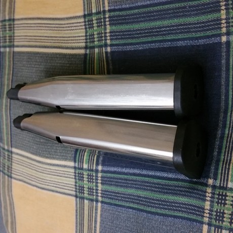Buenas tardes.
Ofrezco para su venta dos cargadores SPS calibre .45, sin estrenar, el precio para su venta 00