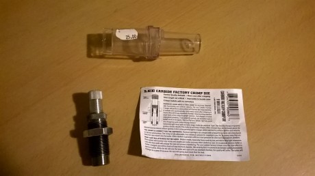 Hola
Vendo el cuarto die de Lee de 9mm practicamente nuevo. Costó 25 €, lo vendo por 20€ + gastos de envío.
Está 00